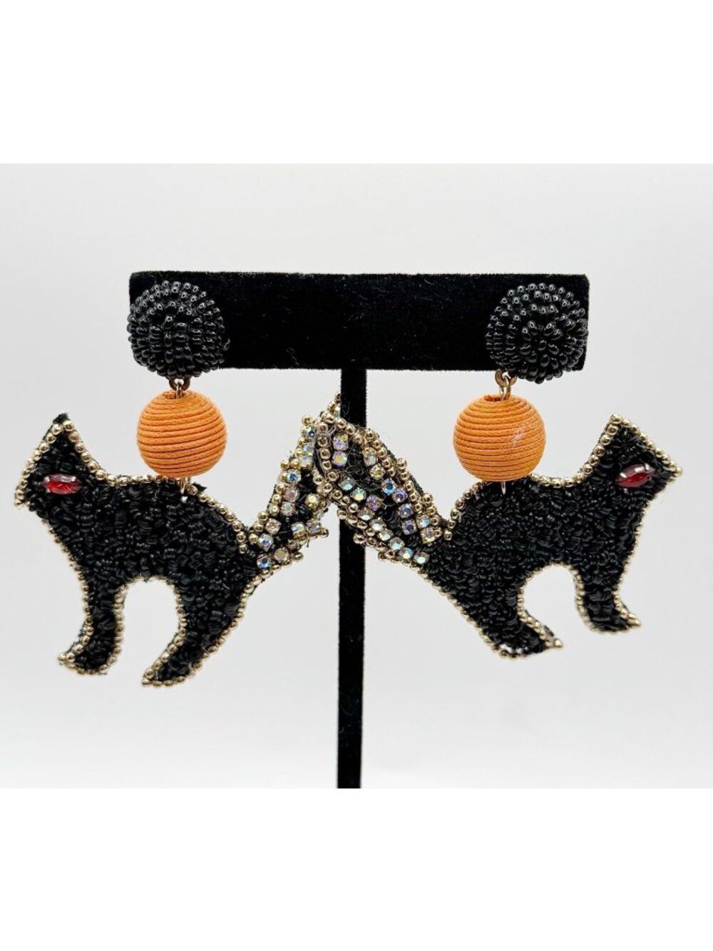 Black Cat Seed Bead Beaded Pierced Earrings With Rhinestone Accent Halloween